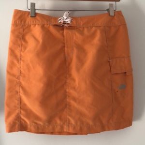 North Face skirt size 6